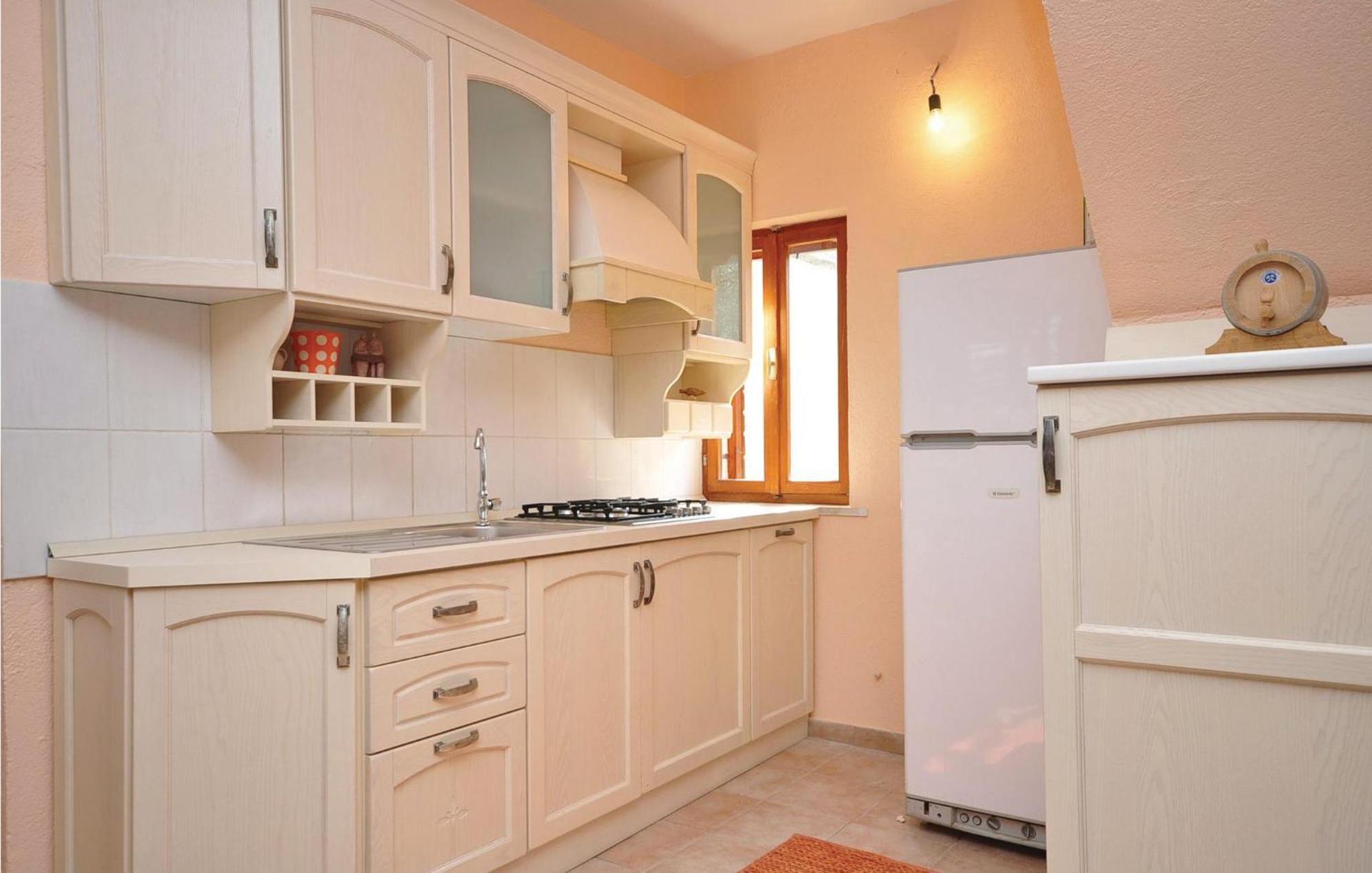 Pet Friendly Home In Postira With Kitchen Exterior foto